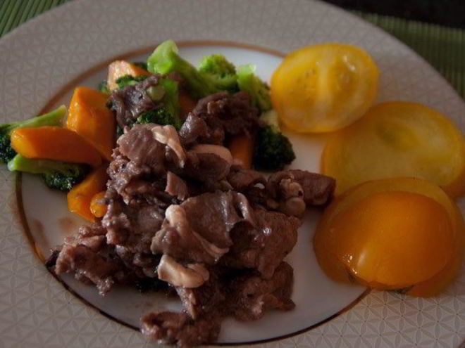 Рецепт телятины в черносмородиновом варенье