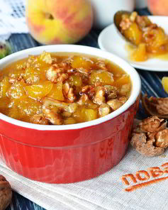 Варенье из персиков с грецкими орехами