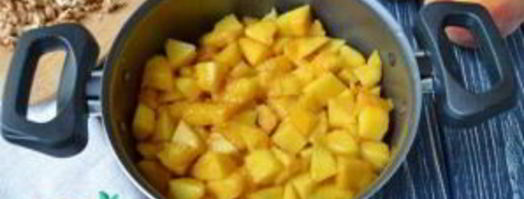 варенье из персиков с грецкими орехами. Шаг 3