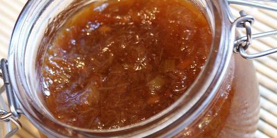 Варенье из ревеня с зелеными яблоками и имбирем