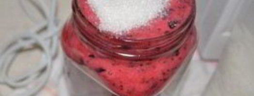 варенье из смородины, перетертое с сахаром. Шаг 5