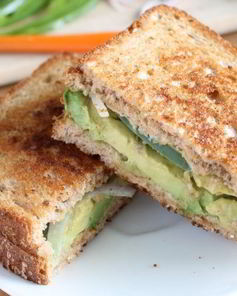 Бутерброд с авокадо