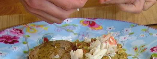 бутерброд с крабами и авокадо. Шаг 4