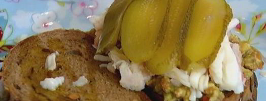 бутерброд с крабами и авокадо. Шаг 6