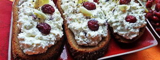 бутерброд с пикантным творогом. Шаг 6