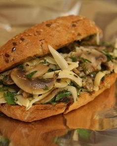 Бутерброд-ссобойка с грибами и сыром