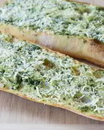 Бутерброды с базиликовым маслом