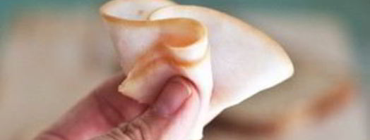 бутерброды с колбасой на праздничный стол. Шаг 2