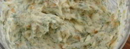 бутерброды с копченым кальмаром. Шаг 2