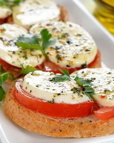 Бутерброды с курицей и моцареллой