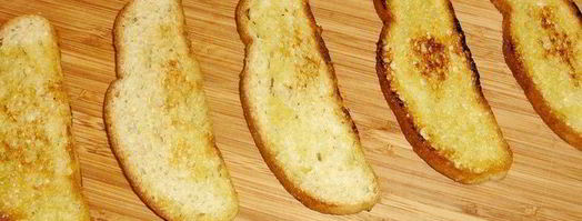 бутерброды с малосольной семгой и авокадо. Шаг 2