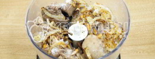 бутерброды с паштетом из куриной печени. Шаг 6