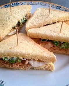 Бутерброды с рыбными консервами