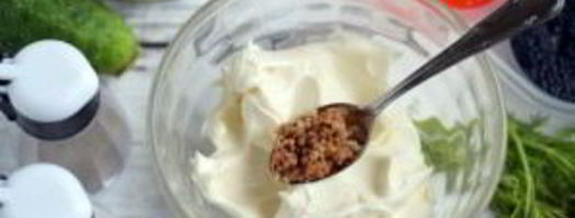 бутерброды с тунцом и икрой. Шаг 2