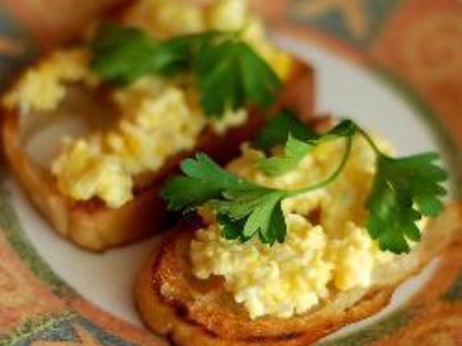 Рецепт бутербродов с яйцом и сыром