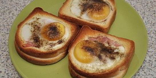 Бутерброды в духовке с яйцом