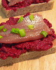 Бутерброды с селедкой