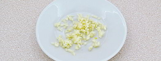 горячие бутерброды с колбасой и сыром. Шаг 2