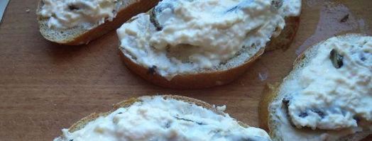 горячие бутерброды со шпротами. Шаг 8