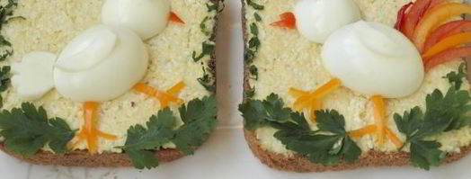 праздничные бутерброды курочка и петушок. Шаг 7