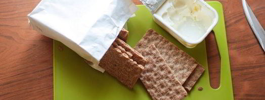 салат весенний бутерброд. Шаг 2