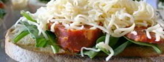 улетные бутерброды с колбасой и сыром. Шаг 2