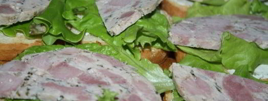 яркие бутерброды с домашней ветчиной к завтраку. Шаг 3