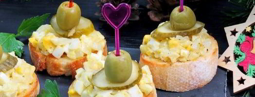 закусочные бутерброды с луком и яйцами. Шаг 6