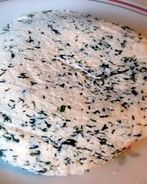 Домашний сыр с зеленью