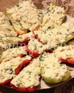 Фаршированные сыром перчики