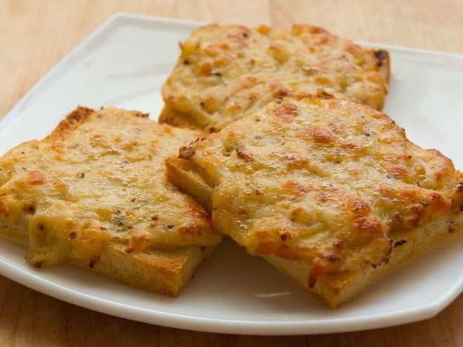 Рецепт гренков с сыром