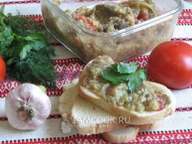 Рецепт баклажанной икры со свежими помидорами и чесноком