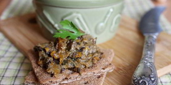 Грибная икра с овощами