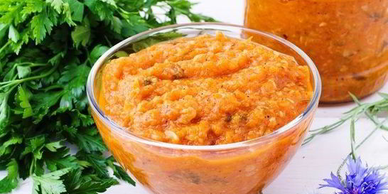 Кабачковая икра с морковкой