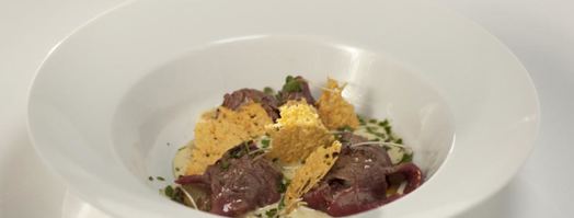 карпаччо из говядины с соусом олландез. Шаг 5