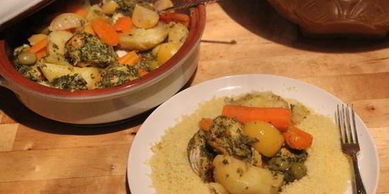 Куриный тажин с маринованными лимонами и маслинами