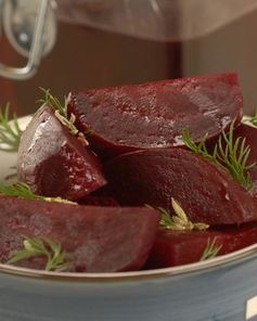 Маринованная молодая свекла