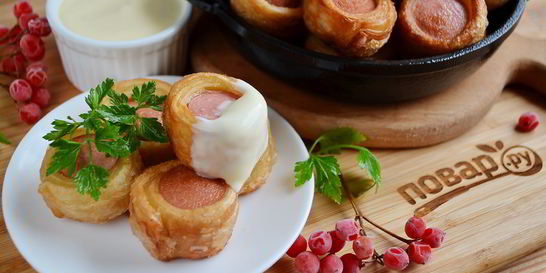 Мини-сосиски в тесте