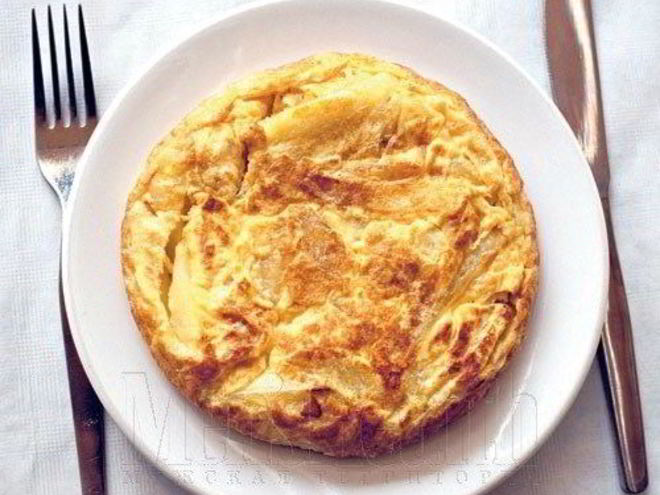 Рецепт бананового омлета с хлебом и сыром