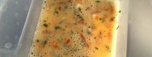 быстрый омлет из микроволновки с чипсами. Шаг 8