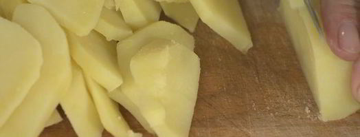 фриттата с картофелем, сладким перцем и зеленым луком. Шаг 3