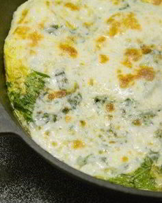 Фриттата с козьим сыром и сыром грюйер