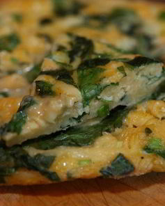 Фриттата с макаронами и шпинатом