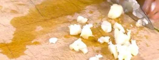 фриттата со сладким перцем, зеленым горошком и фетой. Шаг 4