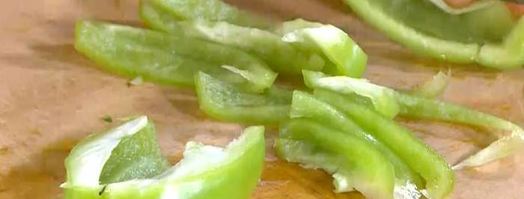 фриттата со сладким перцем, зеленым горошком и фетой. Шаг 5