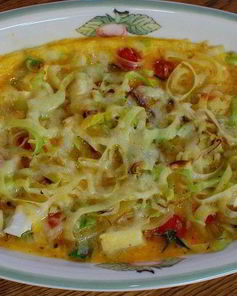 Фриттата со спаржей, помидорами и фетой