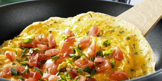 Классический омлет на сковороде