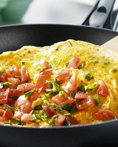 Классический омлет на сковороде