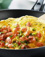 Классический омлет на сковороде