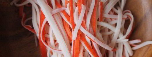 мини-омлеты с крабовыми палочками. Шаг 2